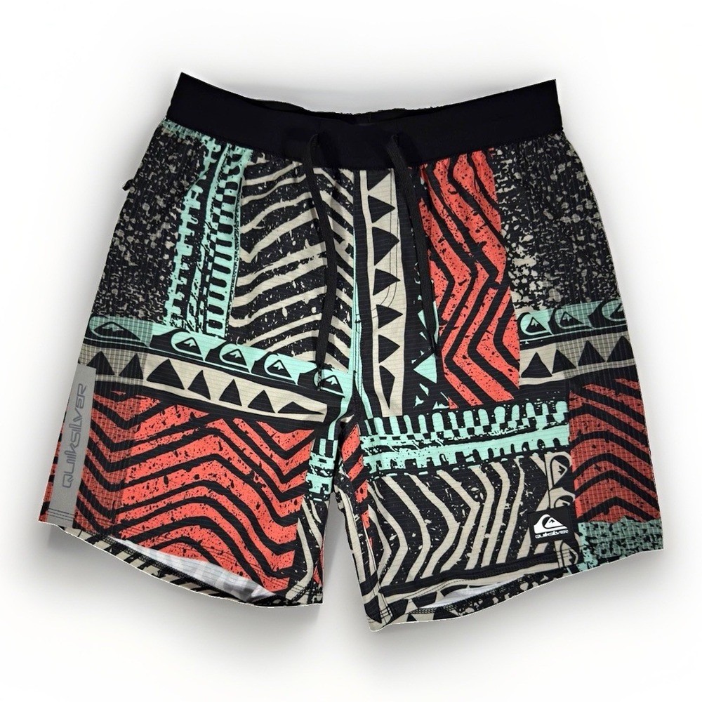 Quiksilver Men's Board Shorts Swim Trunks Multicolor Geometric Print Size S